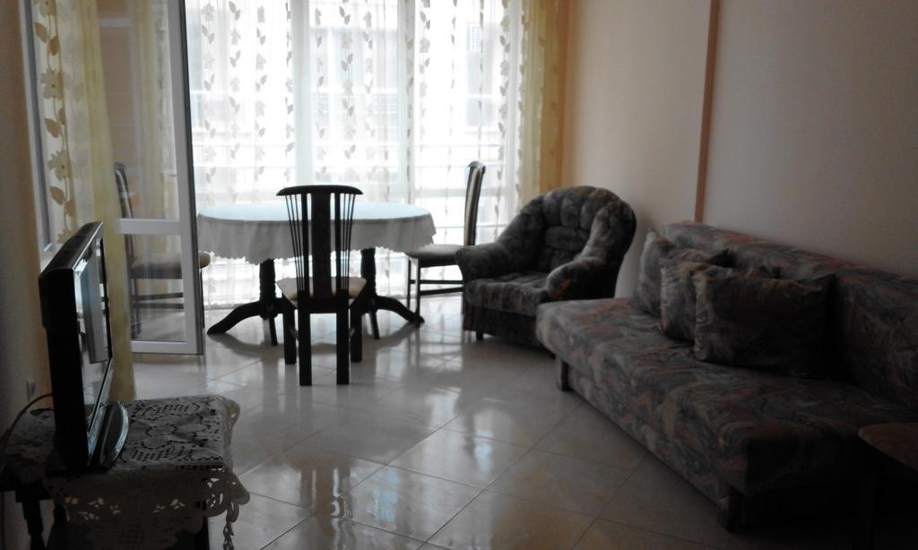 Apartments Sea Sounds Pomorie Ngoại thất bức ảnh