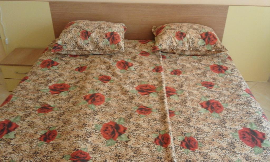 Apartments Sea Sounds Pomorie Ngoại thất bức ảnh