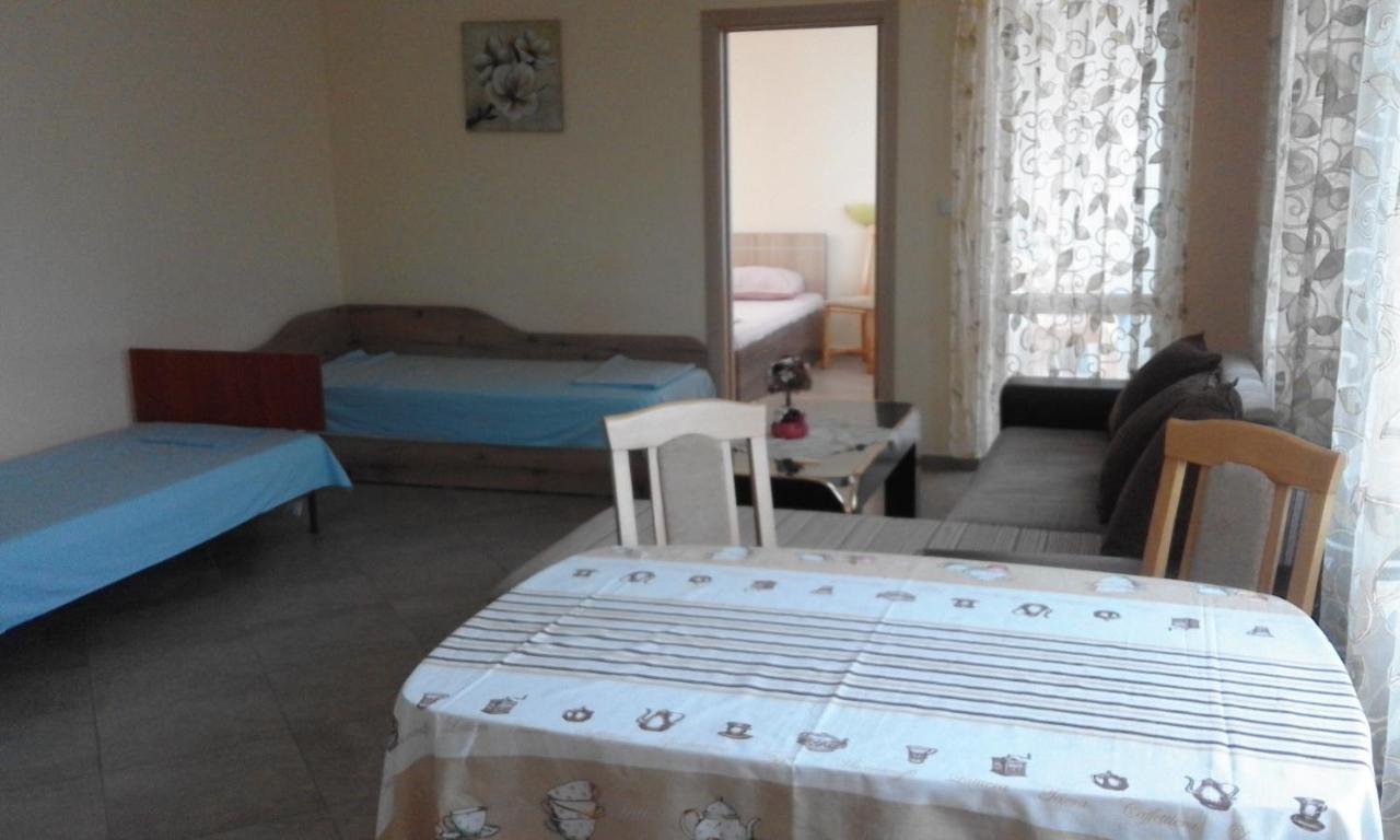 Apartments Sea Sounds Pomorie Ngoại thất bức ảnh